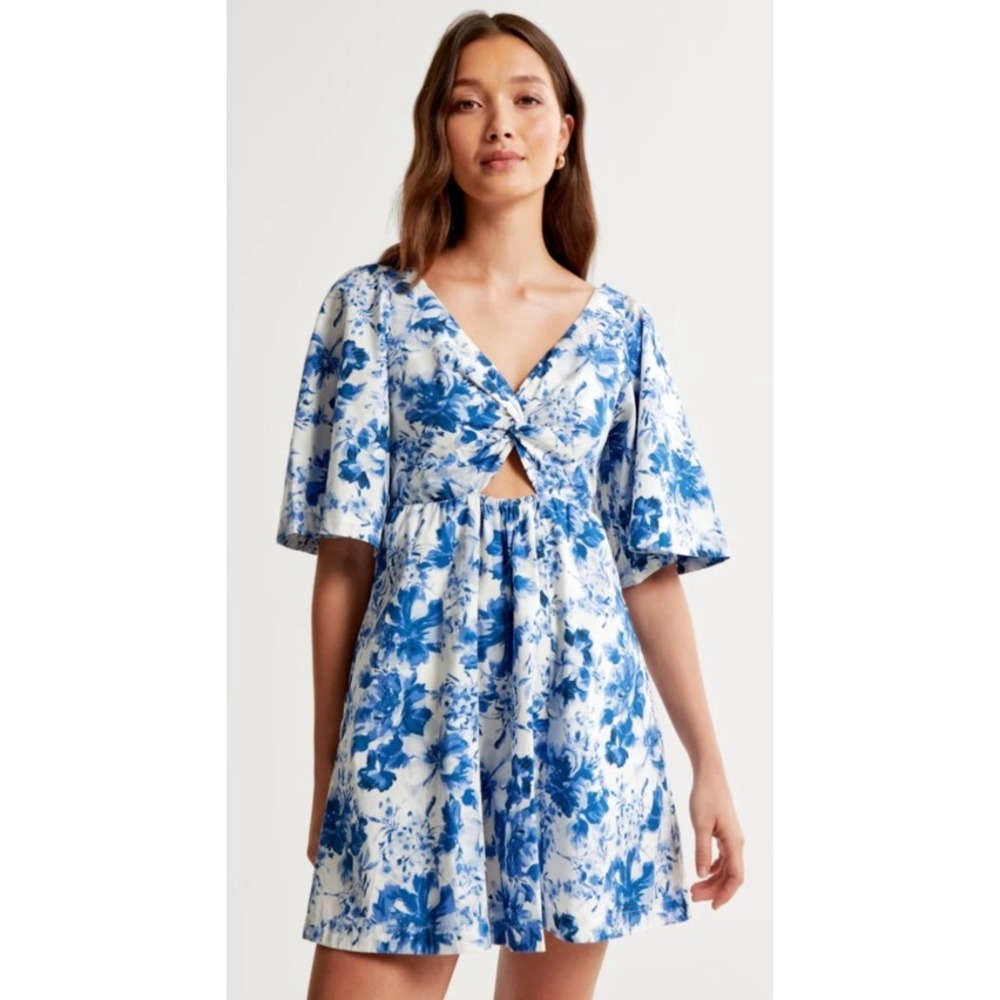 Abercrombie & Fitch Mini Dress Blue White Floral Twist Front Cutout V-neck XXS